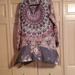 Johnny Was tunic Size M